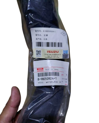 أجزاء الشاحنات اليابانية محرك مشعّل خرطوم المياه 8-98050924-1 لمحرك ISUZU FVR 6HK1 ISUZU PARTS