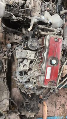 قطع غيار الشاحنات اليابانية تركيب المحرك المستخدم حالة جيدة للشاحنة HINO300 N04C Hino محرك يد ثانية