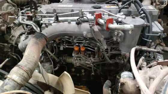 قطع غيار شاحنة يابانية محرك مع ناقل نقل حالة جيدة لـ ISUZU GIGA 6WG1 للبيع قطع غيار Isuzu مستعملة