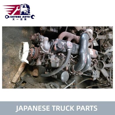 قطع غيار الشاحنات اليابانية محرك مستعمل مع ناقل حركة 6 سرعات بحالة جيدة لـ FUSO Fighter 6D17 للبيع قطع غيار مستعملة من FUSO