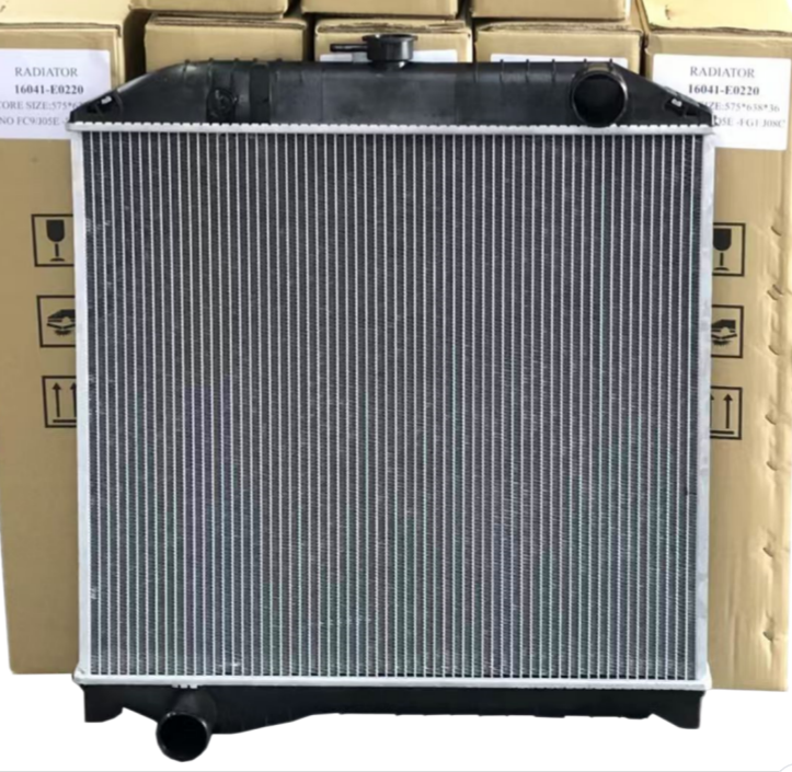 أجزاء محرك هينو 16090-6790 S16A0-E0293 المشعاع عاصي لقطع غيار الشاحنات اليابانية هينو رينجر 500 J08C