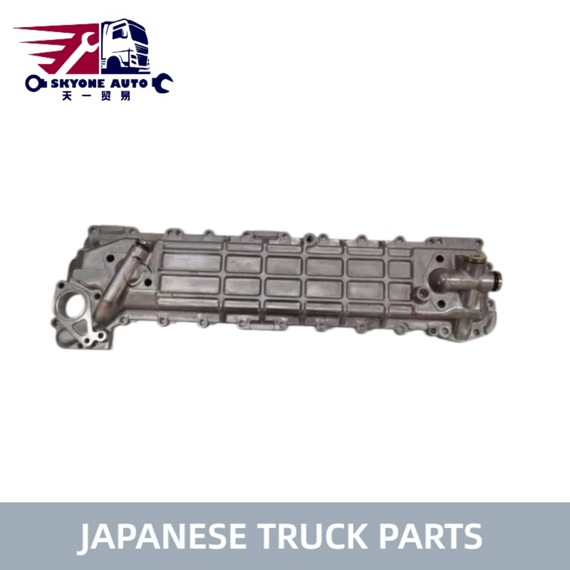 قطع غيار الشاحنات اليابانية غطاء برودة النفط 8-94392328-0 الاستخدام للشاحنة ISUZU FTR FVR 6HE1T 6HH1