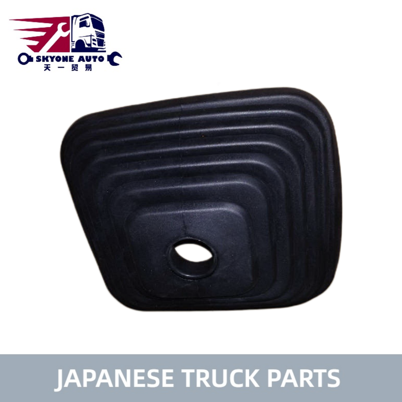 غطاء غبار ذراع ناقل الحركة لقطع غيار شاحنات يابانية S3303-E0010 S3303E0010 لشاحنات HINO 700 قطع غيار محركات Hino